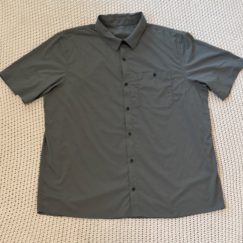 REI Co-op Mens XL Olive Green Short Sleeve Hiking Button Down Shirt Gorpcore
